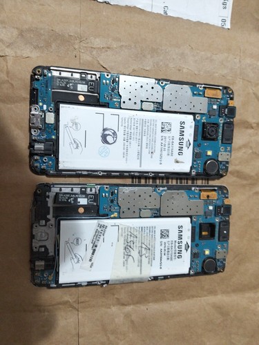 Coppia telefoni cellulare - telefoni,